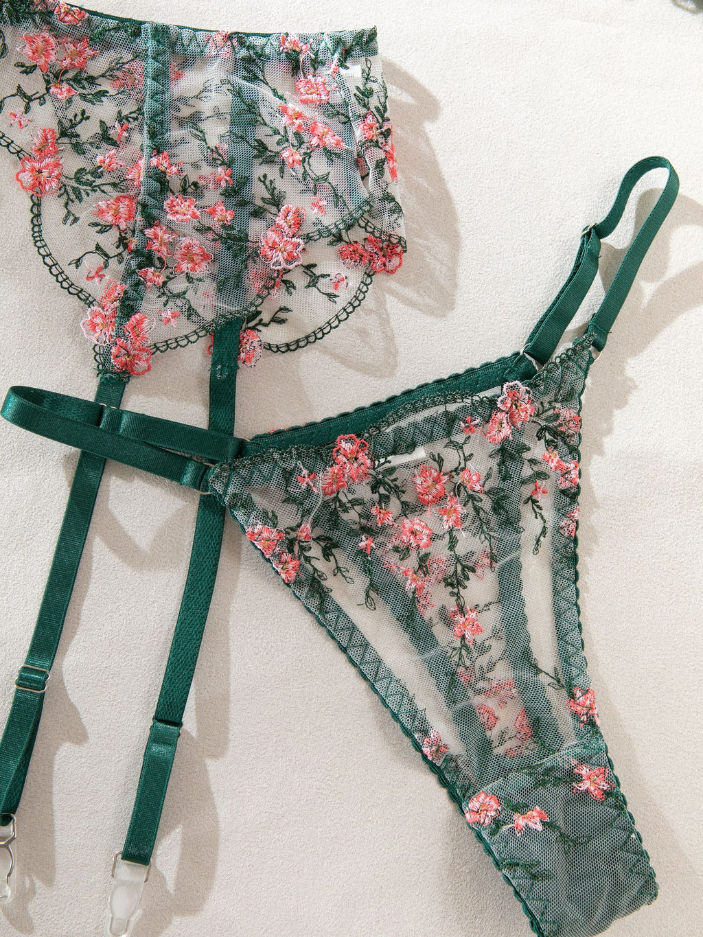 Green Embroidered Sheer Gathering Four-Piece Set