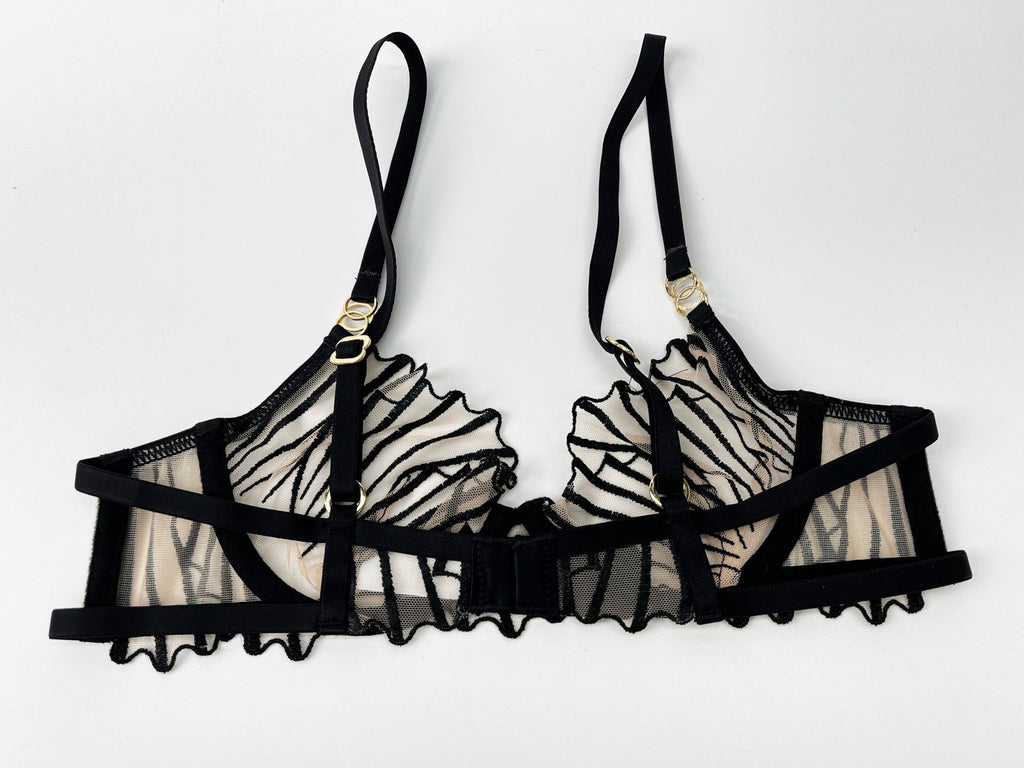 Mesh Embroidery Hollow Bra Set – Sheer, Full Coverage, with Thong