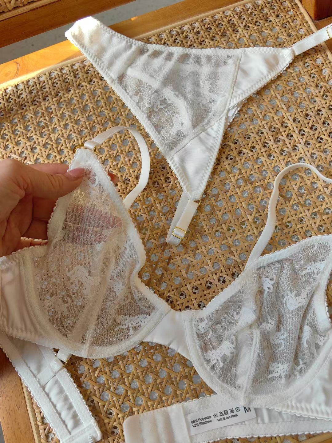 French Jacquard Lace Minimizing Bra Set – Ultra-Thin, Full Coverage