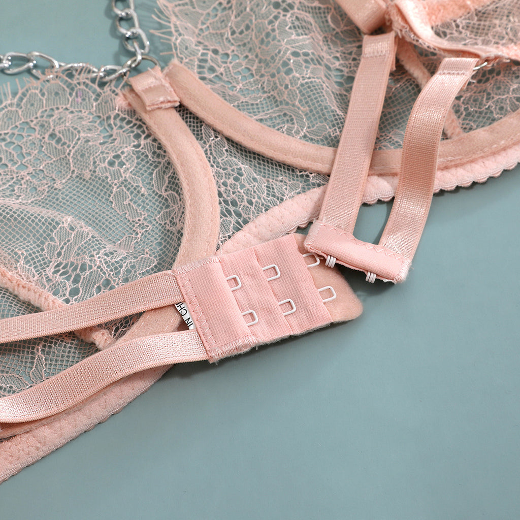 Feather Trim Lace Chain Slim Lingerie Set