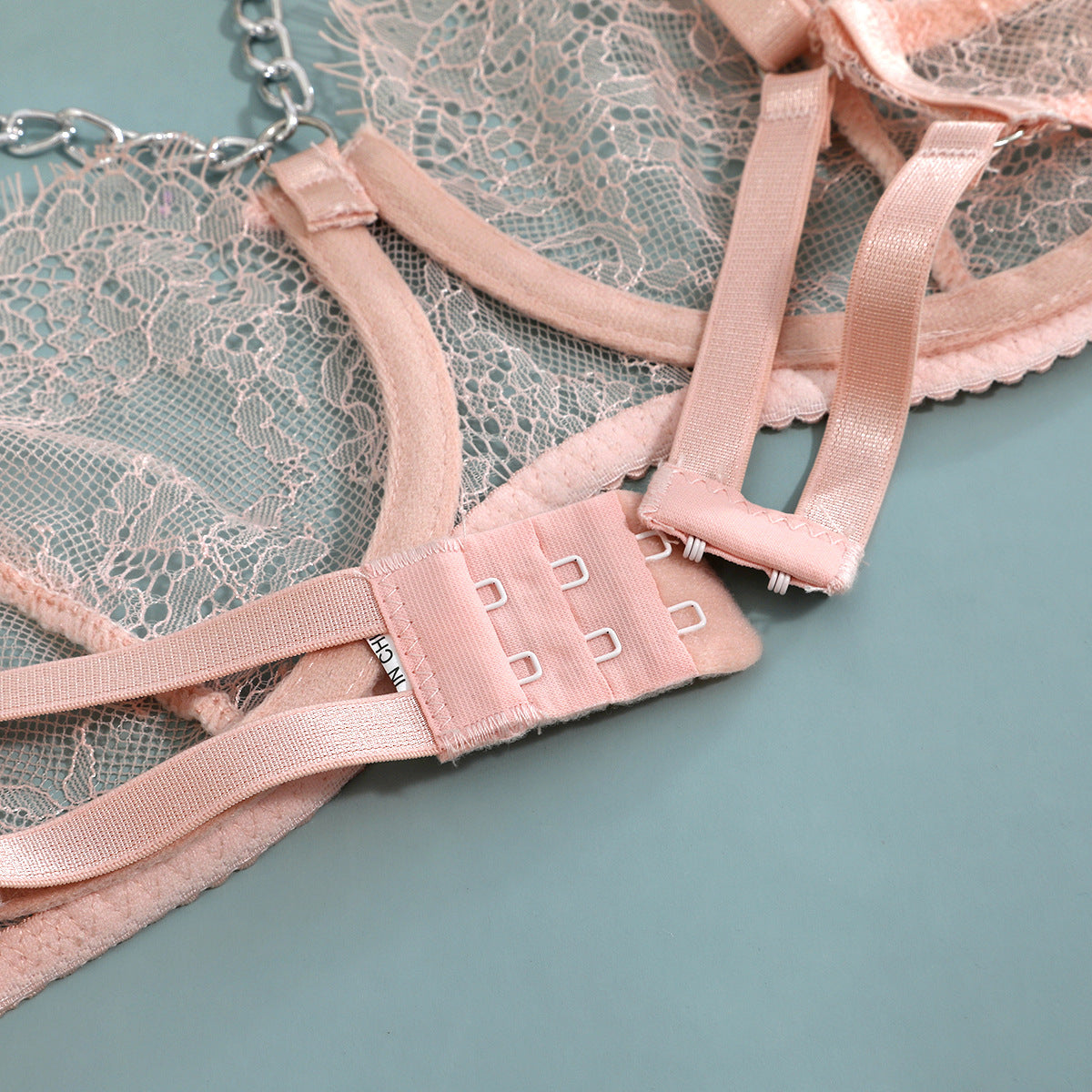 Feather Trim Lace Chain Slim Lingerie Set