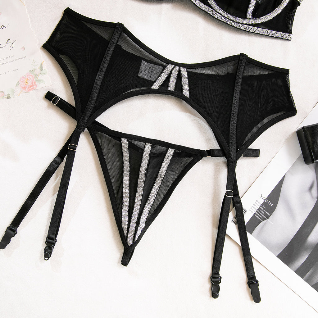 Contrast Webbing Boned Three-Piece Lingerie Set