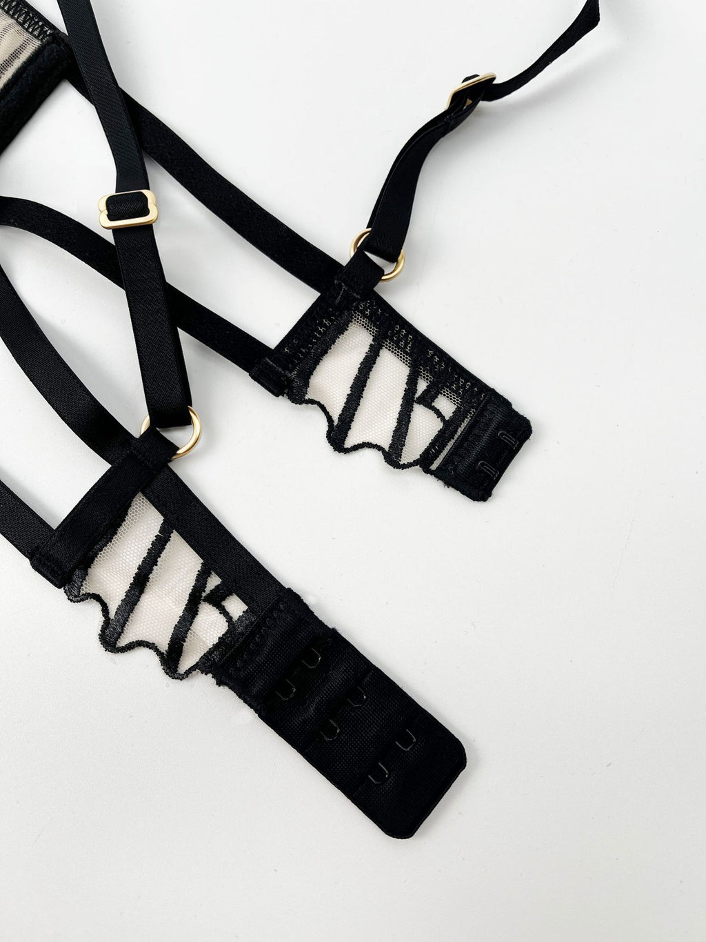 Mesh Embroidery Hollow Bra Set – Sheer, Full Coverage, with Thong